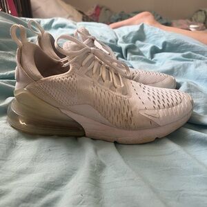 nike 270s
